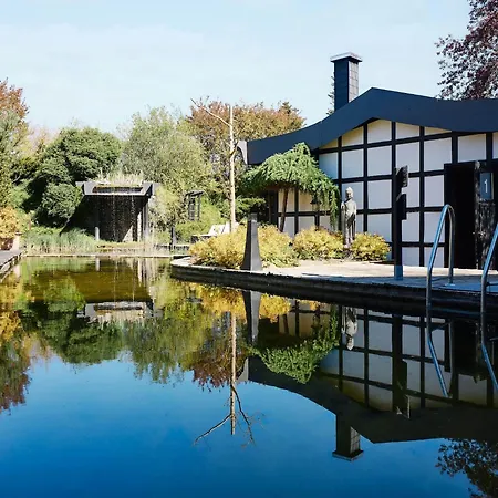 Im Der Valk Linstow 度假居 *