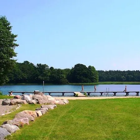 Im Der Valk Linstow 度假居