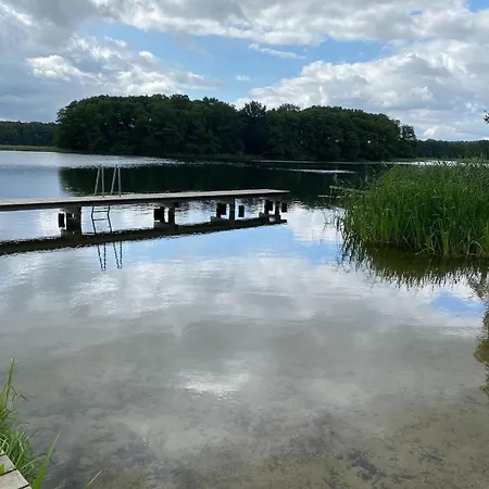 度假居 Im Der Valk Linstow *